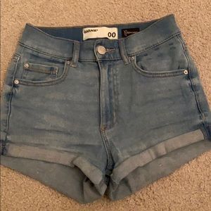 Garage light wash denim shorts